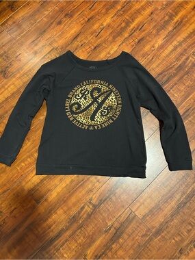 Active Basic Black Sweatshirt with Leopard-Print Accent